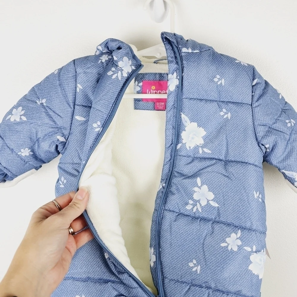 Wippette Blue Floral Fleece-Lined Snowsuit NWT, size 0/3 Months
